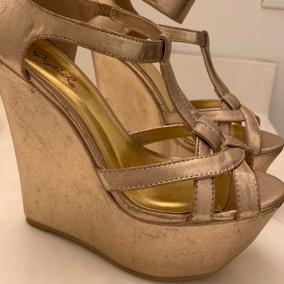 🆕 QUPID High Platform Wedges Bronze - Picture 7 of 8
